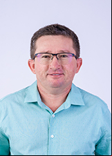 PROFESSOR FERNANDO LIBERATO